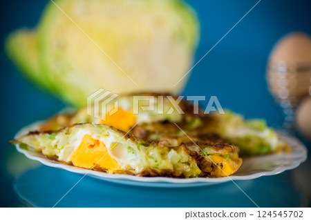 Crispy Cabbage Omelette with Egg for Breakfast 124545702
