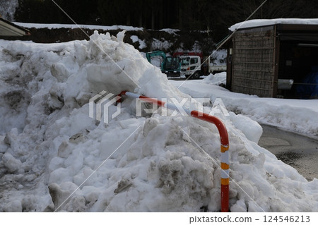 雪堆 雪堆 124546213