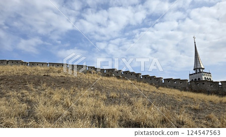 urban old castles 124547563