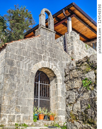 Perast: A seaside pearl of history and summer charm 124548598