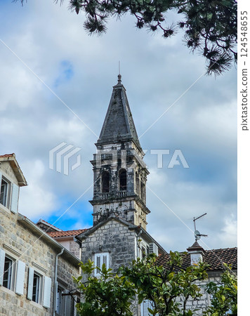 Perast: A seaside pearl of history and summer charm 124548655