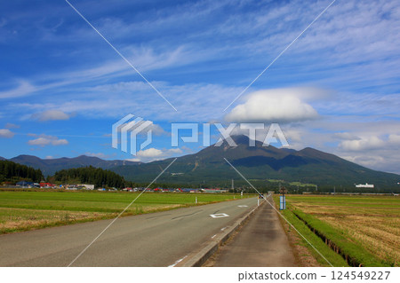 Mt. Bandai, Aizu-Mt. Bandai, Inawashiro, Toyota Road, rice fields, Inawashiro-Shiokawa Line, Bandai Town, Hoshino Resorts Nekoma 124549227