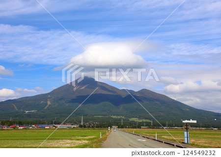 磐梯山、會津山磐梯、豬苗代、豐田路、稻田、豬苗代鹽川線、磐梯鎮、星野集團貓魔 磐梯山、會津山磐梯、豬苗代、豐田路、稻田、豬苗代鹽川線、磐梯鎮、星野集團貓魔 124549232