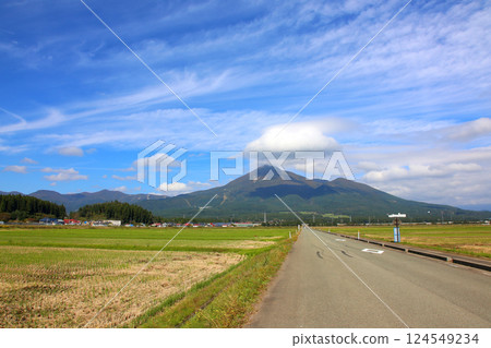 Mt. Bandai, Aizu-Mt. Bandai, Inawashiro, Toyota Road, rice fields, Inawashiro-Shiokawa Line, Bandai Town, Hoshino Resorts Nekoma 124549234