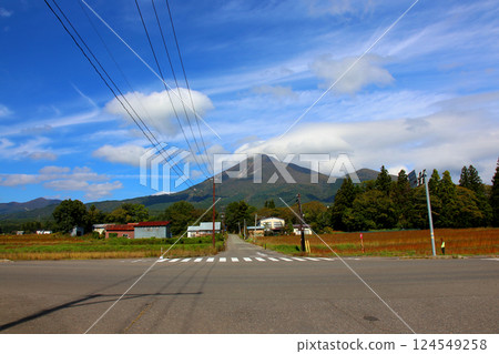 Mt. Bandai, Aizu-Mt. Bandai, Inawashiro, Toyota Road, rice fields, Inawashiro-Shiokawa Line, Bandai Town, Hoshino Resorts Nekoma 124549258