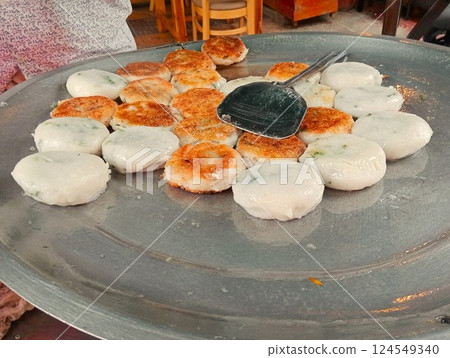 Cambodian cuisine: Nomukchai (Chinese chive dumplings) 124549340