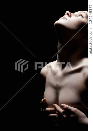 passion Woman in the dark. Beautiful Naked Body Girl 124549575