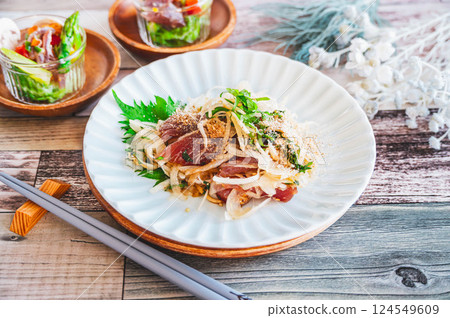 Marinated bonito 124549609