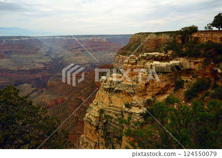 Hazy Sky Day At The Grand Canyon Arizona Hazy Sky Day At The Grand Canyon Arizona 124550079