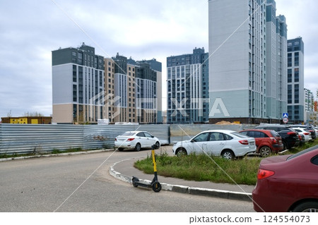 Modern, new multi-storey buildings ready to move into. The last stage of construction completion 124554073
