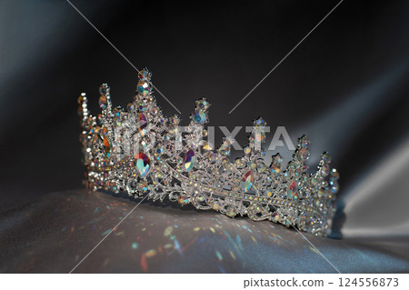 Royal sparkle crown for queen anf princess. Jewellery 124556873