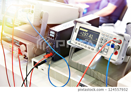 Universal voltmeter 124557932