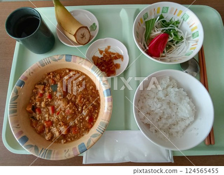Food is medicine! Supporting treatment through meals... "Hospital food" lunch during hospitalization 124565455