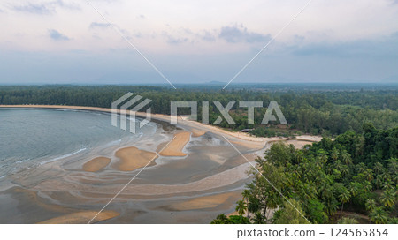 Aerial view of Sandbar at low tide at Koh Phra Thong 124565854
