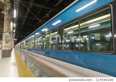 特急赤城 往 高崎 04 124566100