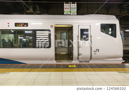 Limited Express Akagi bound for Takasaki 07 Limited Express Akagi bound for Takasaki 07 124566102