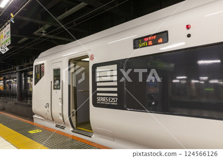 特急赤城 往 高崎 02 124566126