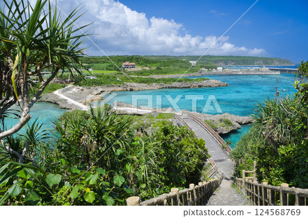 Ingya Marine Garden 的長廊與蔚藍的海 124568769