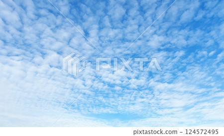 清爽的藍天和羊雲 1 124572495