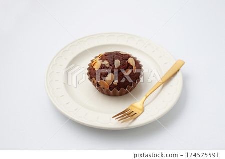 Chocolate cupcakes on a white background 124575591