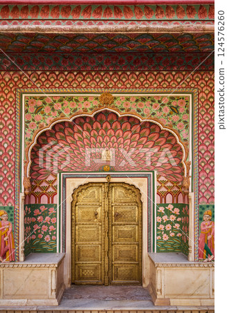Lotus gate in Jaipur city palace, India Lotus gate in Jaipur city palace, India 124576260
