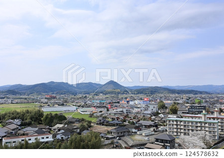 Townscape of Isa City seen from Oguchi Sansha "Suwa Shrine" (Oguchi Sato, Isa City, Kagoshima Prefecture) Townscape of Isa City seen from Oguchi Sansha "Suwa Shrine" (Oguchi Sato, Isa City, Kagoshima Prefecture) 124578632
