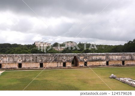Mayan ruins of Uxmal, yucatan, mexico 124579026