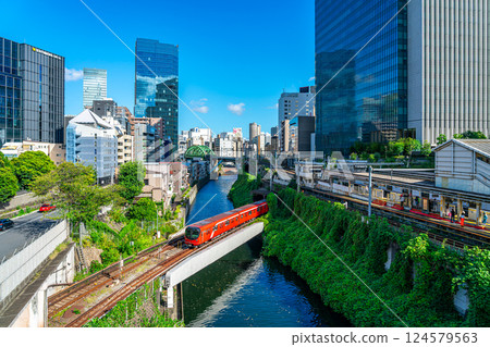 [Tokyo] The streetscape of Ochanomizu as seen from Hijiri Bridge 124579563