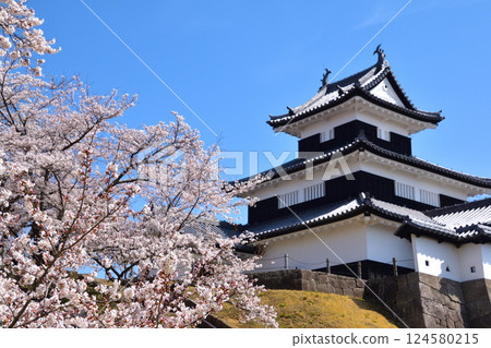 櫻花景,白川小峰城,三樓砲塔 櫻花景,白川小峰城,三樓砲塔 124580215