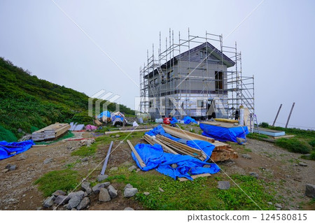 Oasahi hut under renovation Oasahi hut under renovation 124580815
