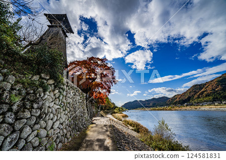 Scenery of Mino City 124581831