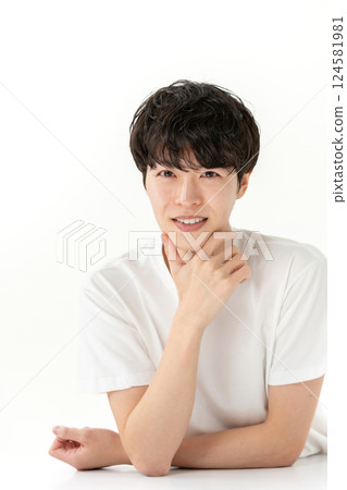 美容 男孩 美容 124581981