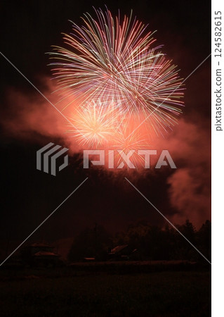 Fireworks at the Isobe Onsen Festival in Annaka, Gunma Prefecture 124582615