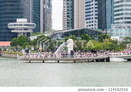 Singapore's famous Singapore's famous 124582838