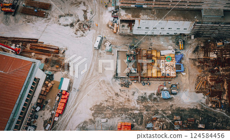excavator and other machinery with Workers are engaged in repair 124584456