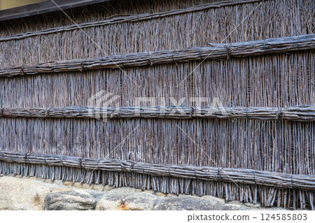Kyoto City: A private house with a bamboo fence 124585803