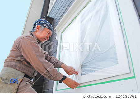 Preparation before exterior wall painting, part 5 124586761