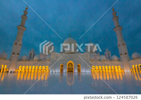 阿布達比的謝赫扎耶德清真寺 124587026