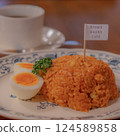 Omelette rice 124589858