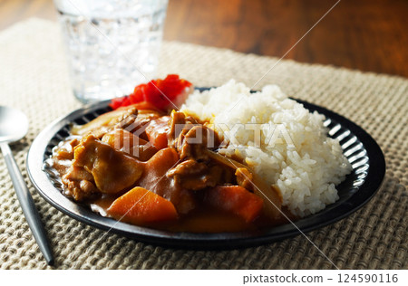 咖哩飯（豬肉咖哩） 124590116