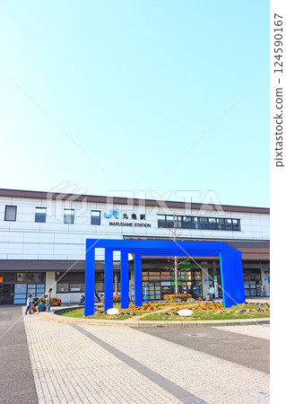Scenery of JR Marugame Station, Marugame City, Kagawa Prefecture Scenery of JR Marugame Station, Marugame City, Kagawa Prefecture 124590167