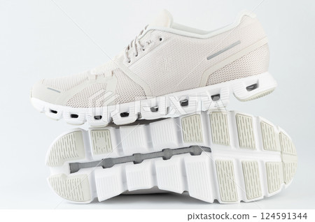 Light running white shoes 124591344