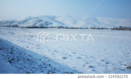 Snow Village Snow Village 124592270