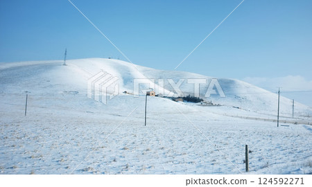 Snow slope 124592271