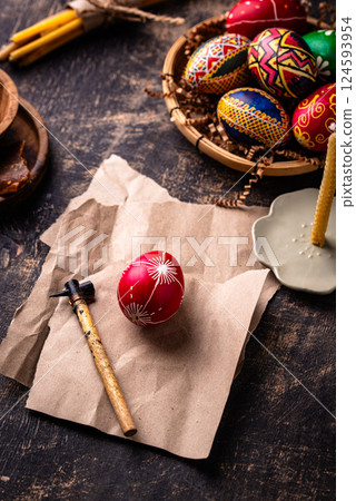 Traditional Ukrainian painting Easter eggs Traditional Ukrainian painting Easter eggs 124593954