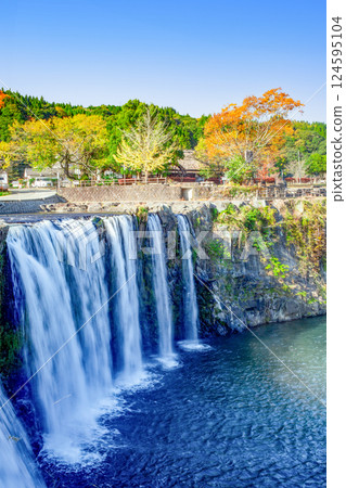 Harajiri Falls Autumn leaves Harajiri Falls Autumn leaves 124595104