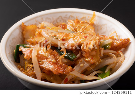 香辣豆芽蔥炒豆腐 香辣豆芽蔥炒豆腐 124599111