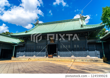 [Tokyo] The impressive and elegant exterior of the Taiseiden Hall of Yushima Seido 124599928