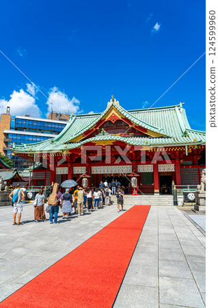 [Tokyo] Kanda Shrine under the refreshing blue summer sky 124599960