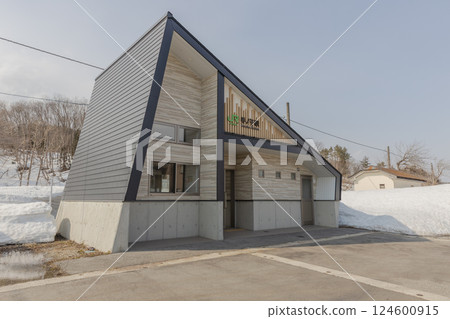 JR Yonesaka Line Tenoko Station 124600915